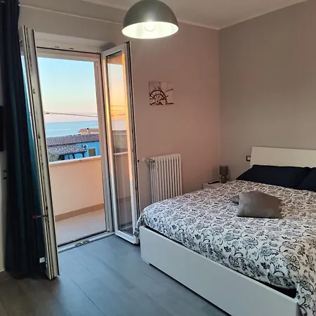 Apartment Sunset *